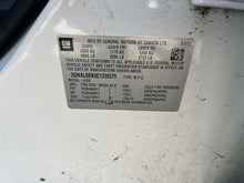 Load image into Gallery viewer, Air Cleaner Box Chevrolet Equinox 2012 - DG169333