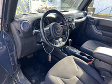 Load image into Gallery viewer, Air Cleaner Box Jeep Wrangler 2016 - DG172451