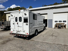 Load image into Gallery viewer, Air Cleaner Box EXPRESS 3500 VAN 2019 - DG172224