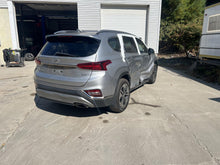 Load image into Gallery viewer, Air Cleaner Box Hyundai Santa Fe 2020 - DG172541