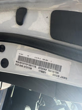 Load image into Gallery viewer, FRONT CV AXLE SHAFT A3 Golf Golf GTI 2015 15 2016 16 Right - DG173335