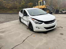 Load image into Gallery viewer, AIR CLEANER BOX Hyundai Elantra 11 12 13 14 15 16 - DG172682