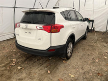Load image into Gallery viewer, AIR CLEANER BOX Toyota Rav4 13 14 15 16 17 18 - DG175596