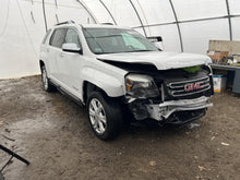Load image into Gallery viewer, Transfer Case GMC Terrain 2017 - DG178533