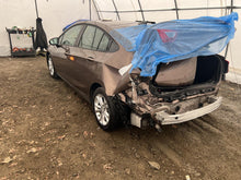 Load image into Gallery viewer, Air Cleaner Box Chevrolet Cruze 2019 - DG176948