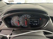 Load image into Gallery viewer, Air Cleaner Box Chevrolet TRAX 2022 - DG180294
