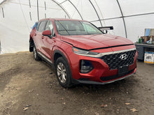 Load image into Gallery viewer, AIR CLEANER BOX Hyundai Santa Fe Kia Sorento 16 17 18 19 20 - DG181024