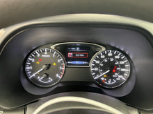 Load image into Gallery viewer, AIR CLEANER BOX Infiniti QX60 Nissan Pathfinder 17 18 19 20 - DG181303