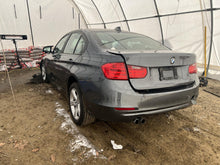 Load image into Gallery viewer, TRANSFER CASE 228I 320i 328D 328i 328I GT 335i 335i GT 428i 435i 12-15 - DG182331