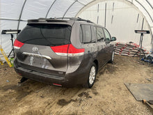 Load image into Gallery viewer, FRONT CV AXLE SHAFT Toyota Sienna 11 12 13 14 15 16 Right - DG183266