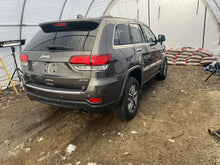 Load image into Gallery viewer, TRANSFER CASE Dodge Durango Jeep Grand Cherokee 2011-2020 - DG183785