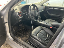 Load image into Gallery viewer, AIR CLEANER BOX Audi A3 TT 2015 15 2016 16 - DG185447