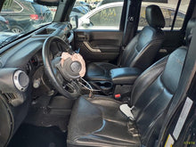 Load image into Gallery viewer, TRANSMISSION Jeep Wrangler 12 13 14 15 16 17 18 VIN W - MM3030401