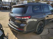 Load image into Gallery viewer, Transmission GRAND CHEROKEE 2021 - MM3018059