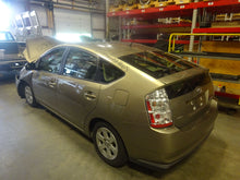 Load image into Gallery viewer, Floor Shifter Toyota Prius 2007 - NW78289