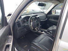 Load image into Gallery viewer, TRANSMISSION Dodge Nitro Jeep Liberty 08 09 10 11 12 4X4 - MM3059347