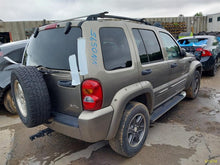 Load image into Gallery viewer, TRANSMISSION Jeep Liberty 2002 02 2003 03 2004 04 4X4 - MM3076763