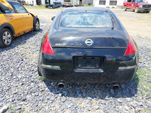 Load image into Gallery viewer, MANUAL TRANSMISSION Infiniti G35 Nissan 350Z 2003 03 2004 04 - MM3110801