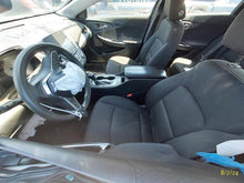 Load image into Gallery viewer, Engine Motor Chevrolet Malibu 2020 - MM3165579