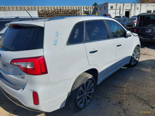 Load image into Gallery viewer, Transmission Kia Sorento 2014 - MM3236860