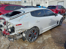 Load image into Gallery viewer, Transmission Kia Stinger 2020 - MM3275025