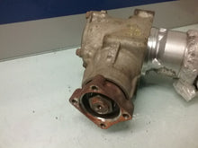 Load image into Gallery viewer, TRANSFER CASE Honda CR-V 1999 99 00 01 Auto - CTL178564