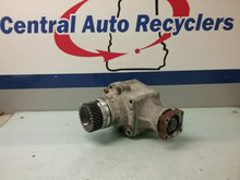 Load image into Gallery viewer, TRANSFER CASE Honda CR-V 2005 05 2006 06 - CTL196166
