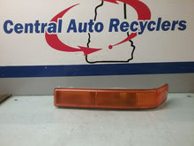 Load image into Gallery viewer, PARKLAMP Blazer S10 S15 Sonoma 1998 98 1999 99 00 01 02 03 04 05 Right - CTL211916