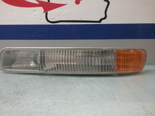 Load image into Gallery viewer, PARKLAMP Sierra 1500 3500 2500 Yukon 1999 99 00 01 02 03 04 05 06 07 Left - CTL216347