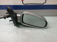 Load image into Gallery viewer, DOOR MIRROR CABLE REMOTE Aveo5 Aveo G3 05 06 07 08 09 10 11 Right - CTL221058