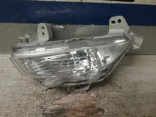 Load image into Gallery viewer, TURN SIGNAL LIGHT LAMP Mazda 3 14 15 16 Bumper Mounted Right - CTL261343