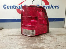 Load image into Gallery viewer, TAIL LIGHT LAMP ASSEMBLY Ford Expedition 03 04 05 06 Right - CTL305529