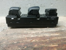 Load image into Gallery viewer, FRONT DOOR WINDOW SWITCH Nissan Juke 11 12 13 14 15 16 17 Left - CTL307510