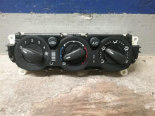 Load image into Gallery viewer, TEMPERATURE CONTROLS Ford Focus 2013 13 2014 14 - CTL318626