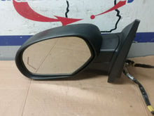 Load image into Gallery viewer, Side View Door Mirror SILVERADO 2500 PICKUP 2009 - CTL335472