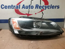 Load image into Gallery viewer, HEADLIGHT LAMP ASSEMBLY Volkswagen Jetta 11 12 13 14 15 16 Right - CTL338723