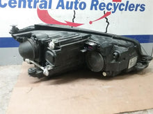 Load image into Gallery viewer, Headlight Lamp Assembly Volkswagen Golf 2018 - CTL339966