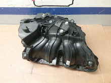Load image into Gallery viewer, Intake Manifold Hyundai Veloster 2016 - CTL351327