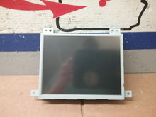 Load image into Gallery viewer, Info-Gps Screen Chrysler 300 2012 - CTL354655