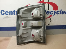 Load image into Gallery viewer, TAIL LIGHT LAMP ASSEMBLY Sierra 1500 Pickup Sierra 2500 14-15 Right - CTL363794