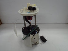 Load image into Gallery viewer, Fuel Pump Chevrolet Cruze 2015 - MRK441896