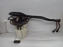 Load image into Gallery viewer, Fuel Pump Saab 9-5 2006 06 2007 07 2008 08 2009 09 2010 10 - MRK454594
