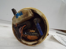 Load image into Gallery viewer, Fuel Pump Volkswagen Golf Jetta Beetle 1998 98 1999 99 2000 00 2001 01 02 - 07 - MRK454822