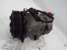Load image into Gallery viewer, AC A/C AIR CONDITIONING COMPRESSOR Jeep Liberty 02 03 04 05 - MRK455826