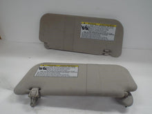 Load image into Gallery viewer, Interior Sun Visors Pontiac Vibe 2010 - MRK456398