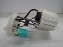 Load image into Gallery viewer, Fuel Pump Chevrolet Cruze 2017 - MRK457553
