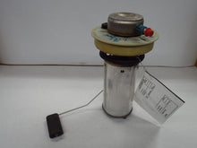 Load image into Gallery viewer, FUEL PUMP Dodge Dakota 2004 04 - MRK459348