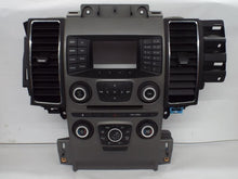 Load image into Gallery viewer, Radio Ford Taurus 2015 - MRK461036
