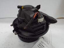 Load image into Gallery viewer, HEATER BLOWER MOTOR S60 V70 S80 XC90 1999 99 00 - 07 08 - MRK461096