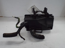 Load image into Gallery viewer, Fuse Box Ford Taurus 2012 - MRK461626